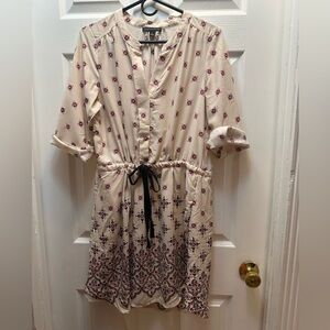 Signature Studio Cream Mini Dress with Pink Accent